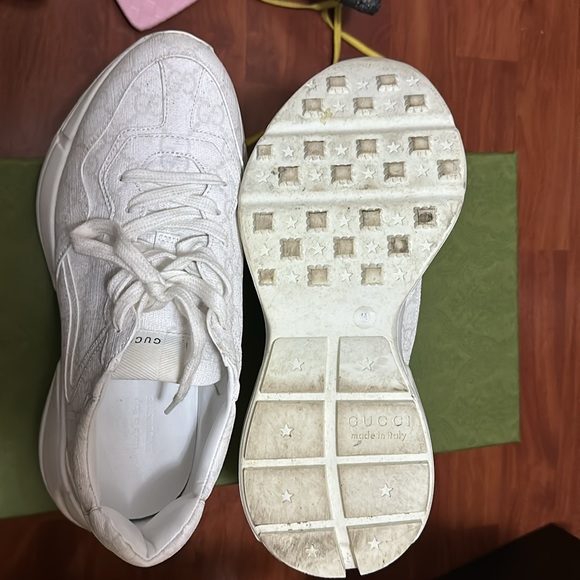 Gucci sneakers worn twice like new - Picture 3 of 3